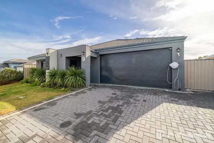 9 Sawmill Road, Whitby WA 6123