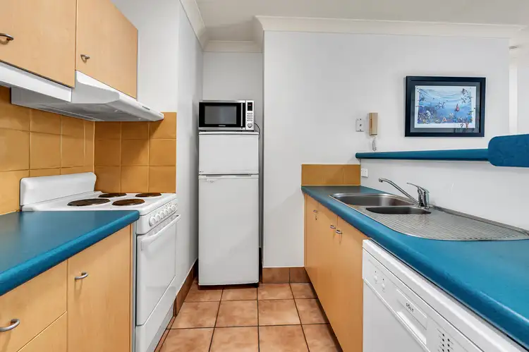 Fourth view of Homely apartment listing, 16/11-17 Philip Avenue, Broadbeach QLD 4218