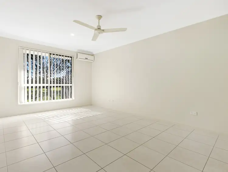 Sixth view of Homely house listing, 2/205 Pulgul Street, Urangan QLD 4655