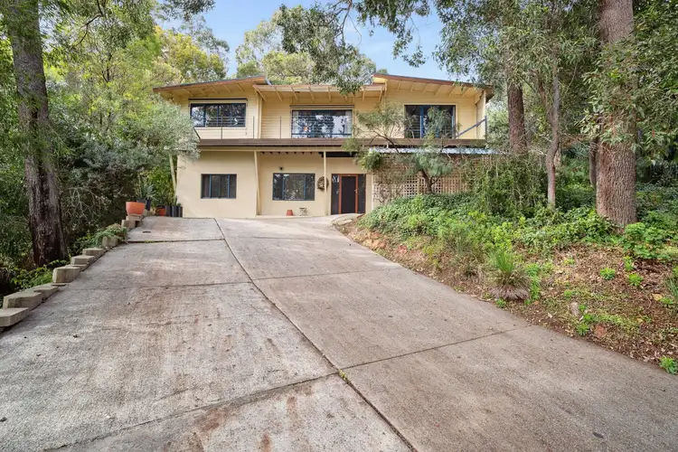 16 Lascelles Parade, Gooseberry Hill WA 6076