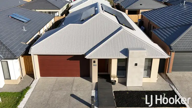 12 Shirley Street, Sunbury VIC 3429