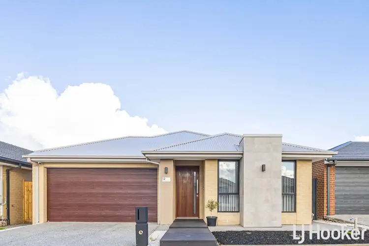 12 Shirley Street, Sunbury VIC 3429