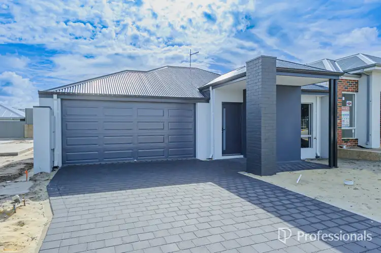19 Hoking Cove, Ellenbrook WA 6069