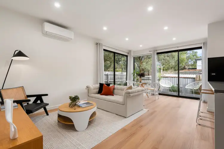 2/44 Lee Ann Street, Forest Hill VIC 3131