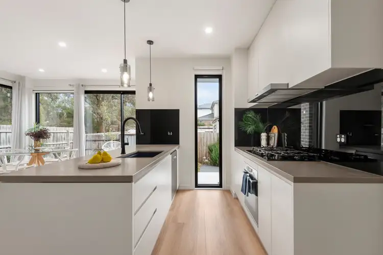 Fourth view of Homely townhouse listing, 2/44 Lee Ann Street, Forest Hill VIC 3131