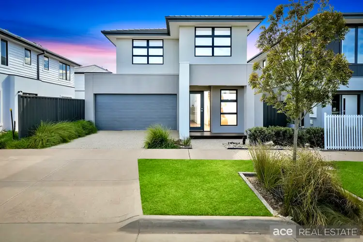 12 Mckinley Drive, Truganina VIC 3029