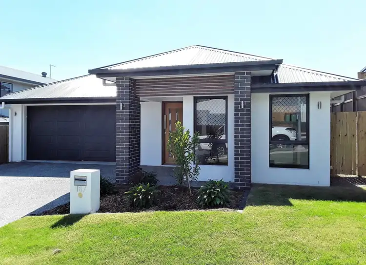 167 Woodline Drive, Spring Mountain QLD 4300