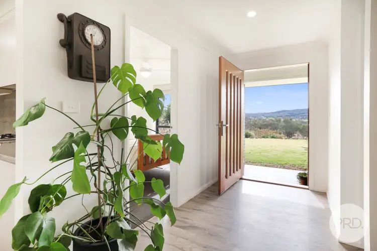 Fifth view of Homely house listing, 7 Bibil Close, Tamworth NSW 2340