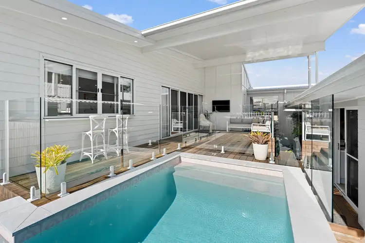 34 Mitchell Avenue, Currumbin QLD 4223