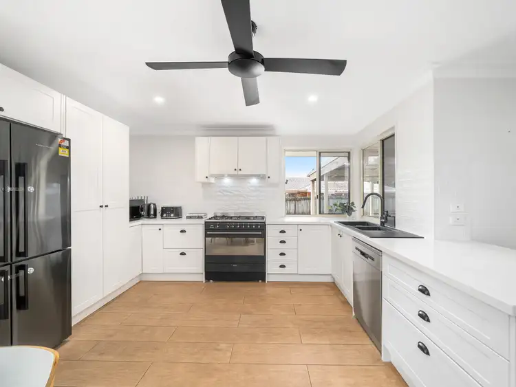 2 Courtney Street