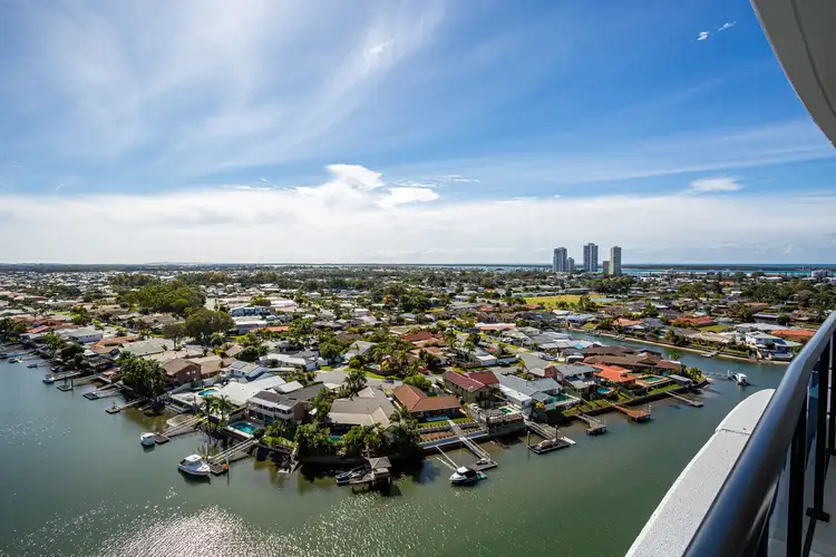 51302/5 Harbour Side Court, Biggera Waters QLD 4216