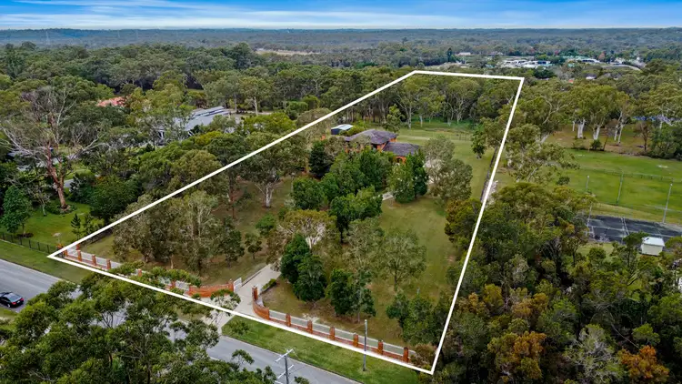 23 Oakridge Street, Burbank QLD 4156