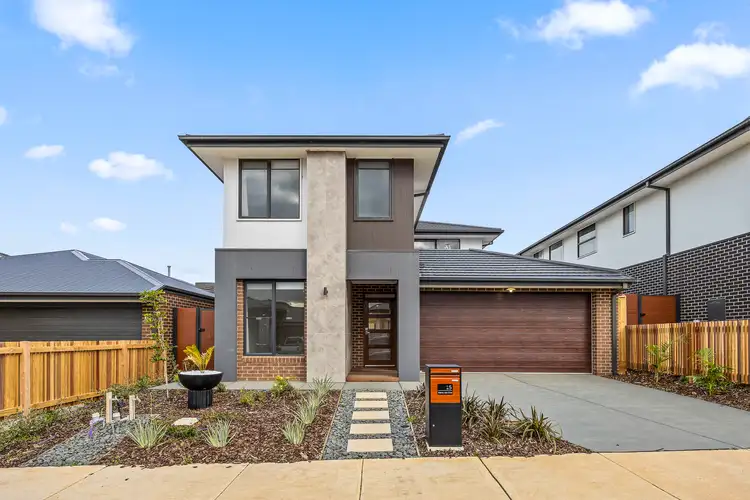 15 Marquess Crescent, Clyde North VIC 3978