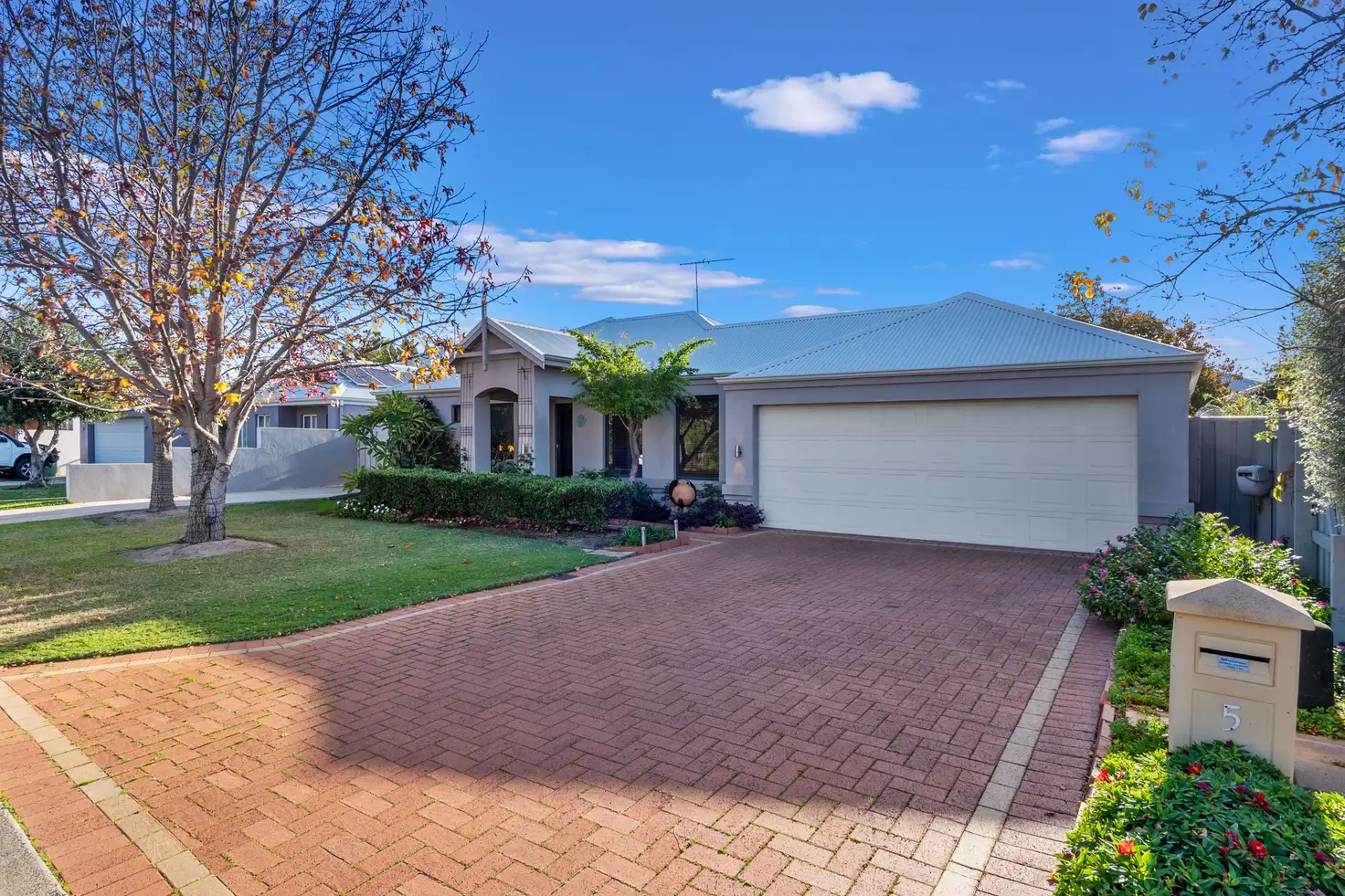 Main view of Homely house listing, 5 Onslow Court, Erskine WA 6210