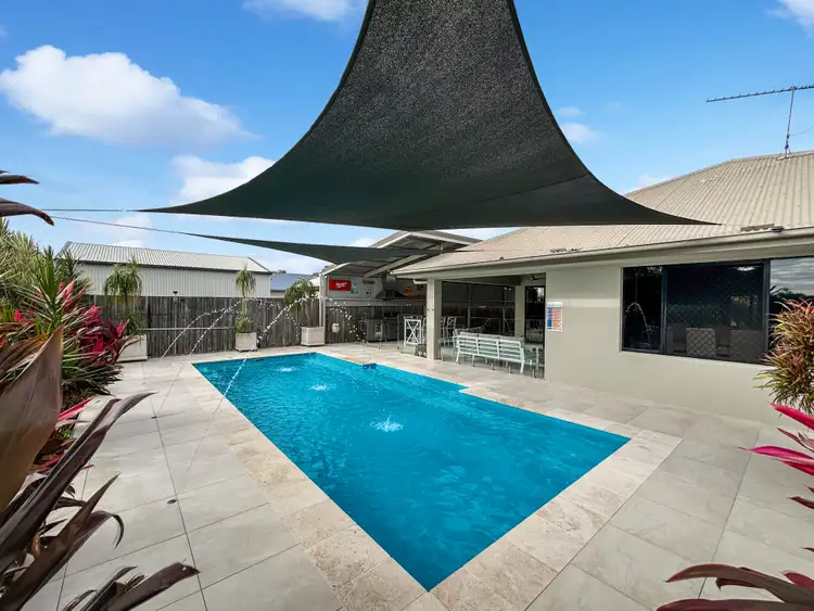22 Hilton Way, Mount Louisa QLD 4814