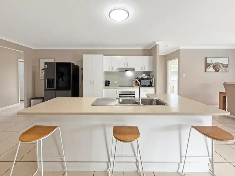 Second view of Homely house listing, 22 Hilton Way, Mount Louisa QLD 4814