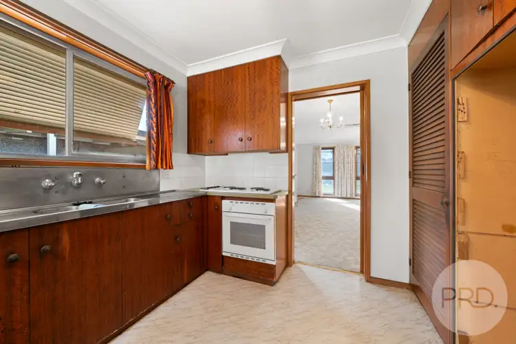 Fifth view of Homely house listing, 6 Willow Street, Kooringal NSW 2650
