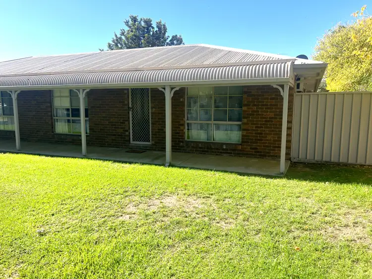2/345 Henry Street, Deniliquin NSW 2710