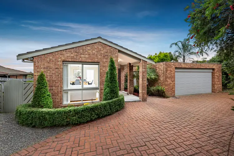99 Milpera Crescent, Wantirna VIC 3152