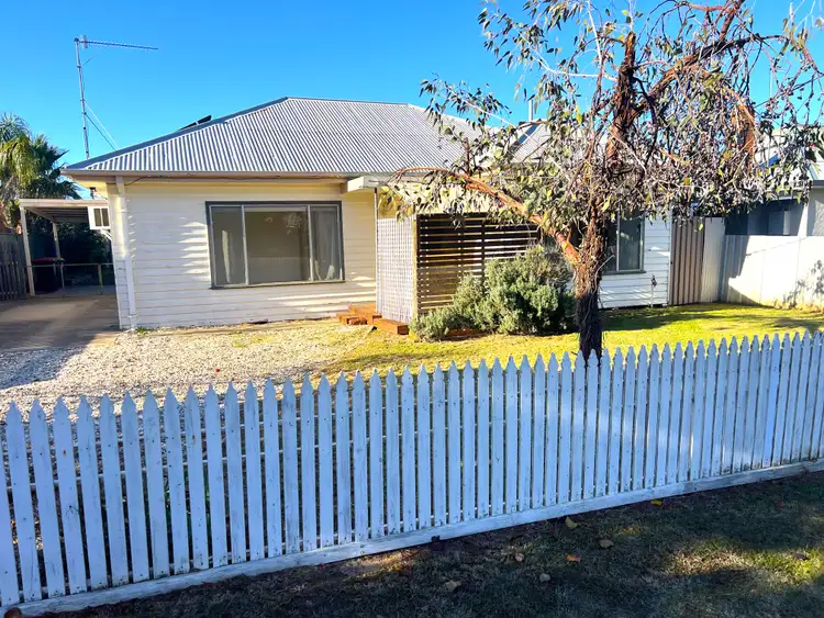231 Henry Street, Deniliquin NSW 2710