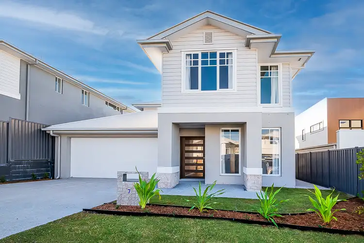 7 Petrel Crescent