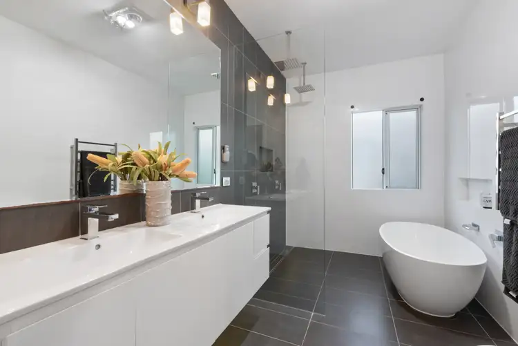 Sixth view of Homely house listing, 109 Ardoyne Road, Oxley QLD 4075