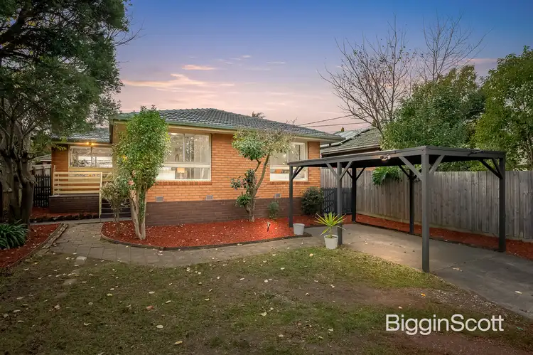 11 Arbroath Road, Wantirna South VIC 3152