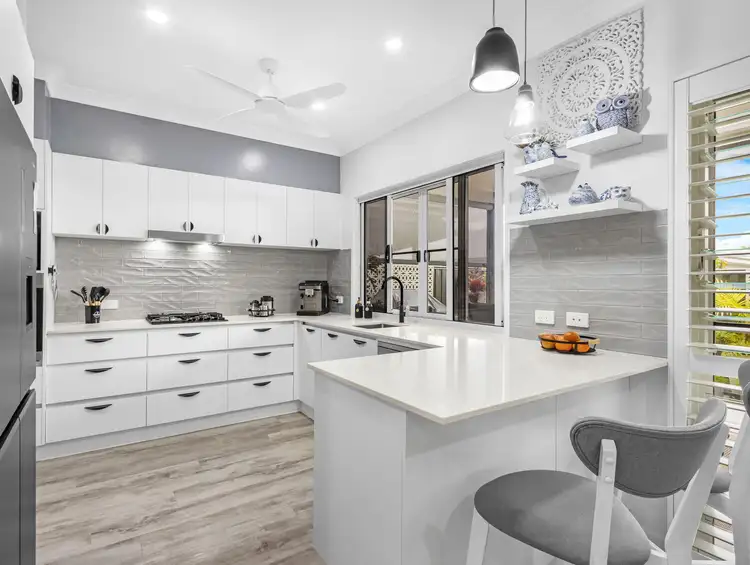 Main view of Homely retirement listing, 10/835 Boat Harbour Drive, Urangan QLD 4655