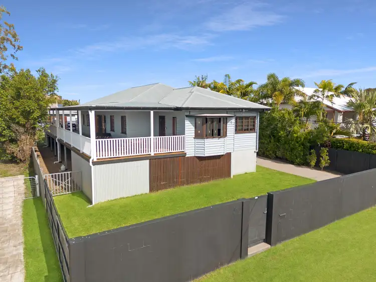28 Dayman Street, Urangan QLD 4655