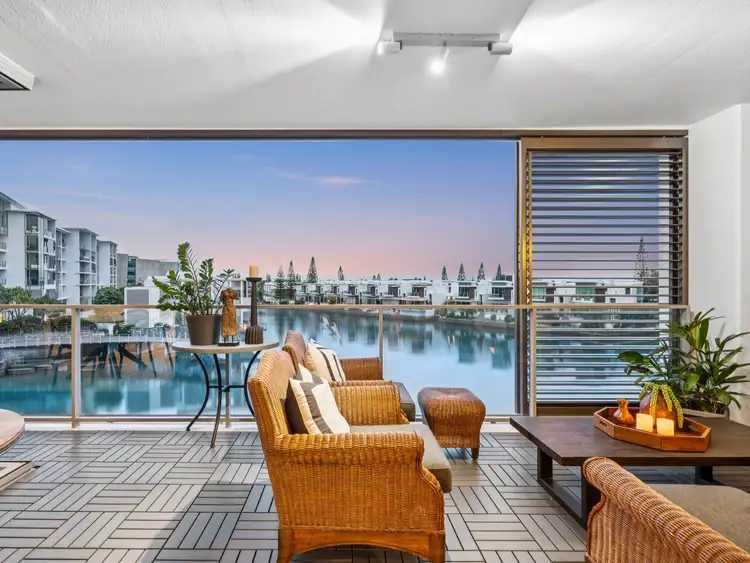 5304 Ephraim Island, Paradise Point QLD 4216