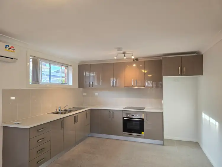 17A Nineveh Cres, Greenfield Park NSW 2176
