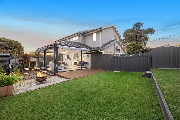 1/1 Lynn Drive, Ferntree Gully VIC 3156