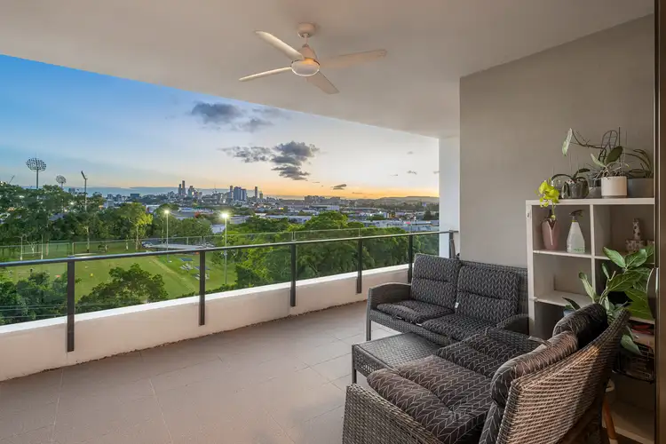 1604/52 Crosby Road, Albion QLD 4010