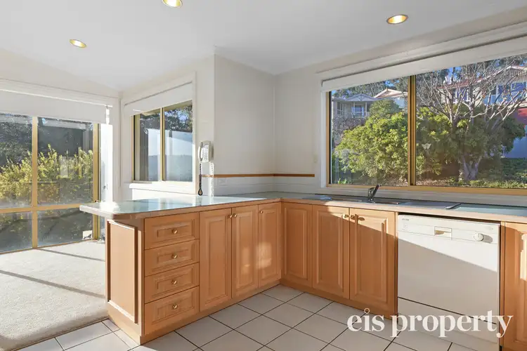 Fifth view of Homely townhouse listing, 1/29 Skyline Drive, Howrah TAS 7018