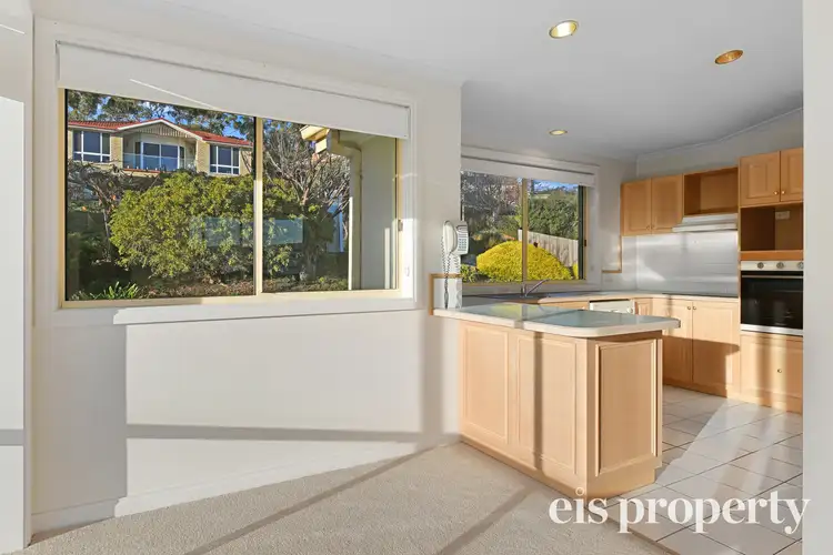 Sixth view of Homely townhouse listing, 1/29 Skyline Drive, Howrah TAS 7018