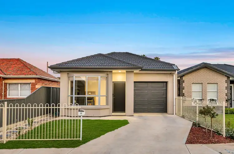 40 Saint Georges Avenue, Glandore SA 5037