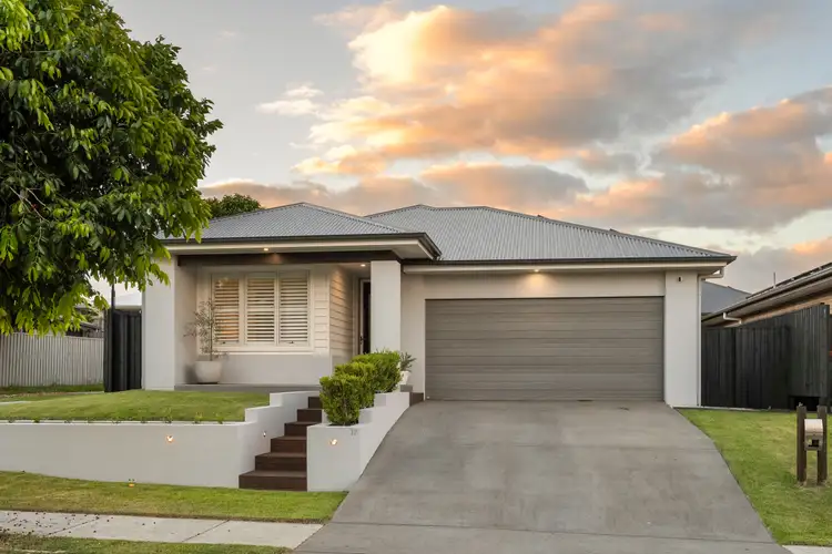 17 Palatial Crescent, Griffin QLD 4503