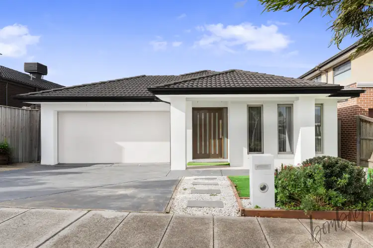 Main view of Homely house listing, 18 Kenmare Approach, Wollert VIC 3750