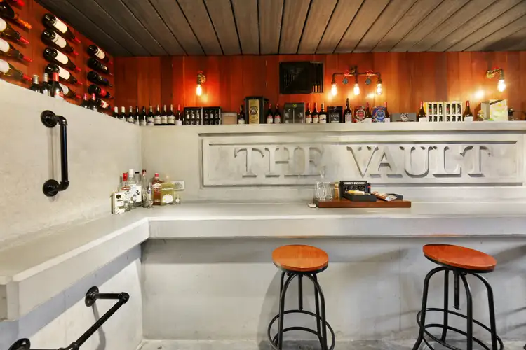 708 Southport Nerang Road