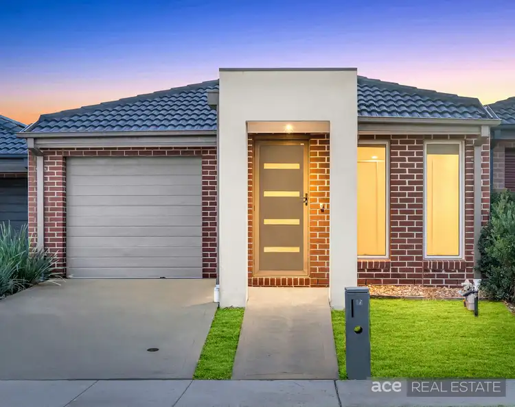 10 Mala Street, Truganina VIC 3029