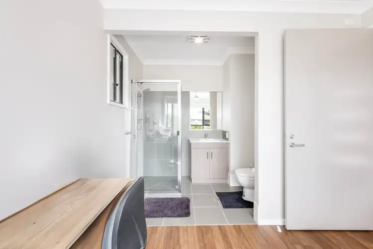 Sixth view of Homely house listing, 2 Thornbill Close, Branyan QLD 4670