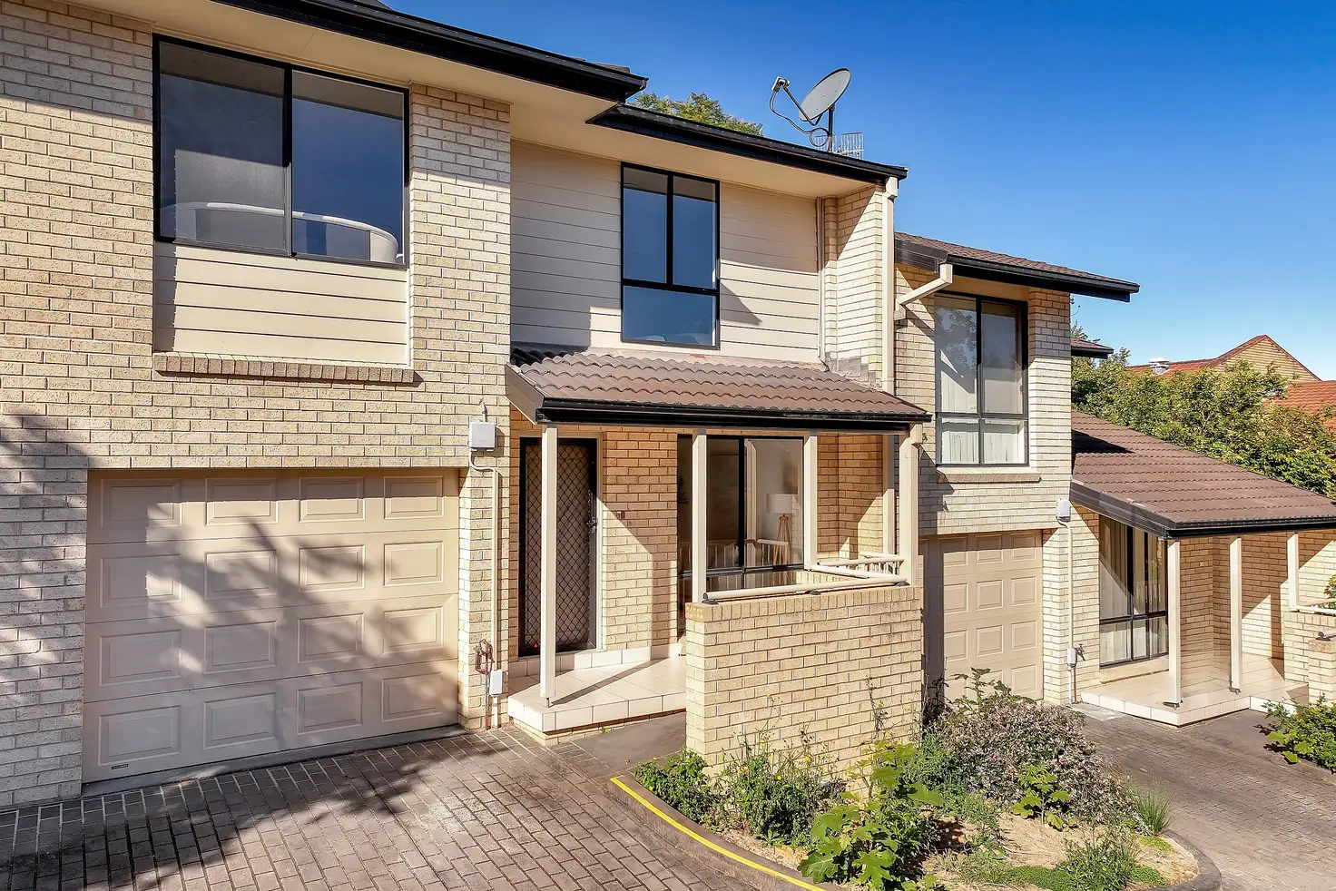 Main view of Homely townhouse listing, 18/43-45 Donnison Street West, Gosford NSW 2250
