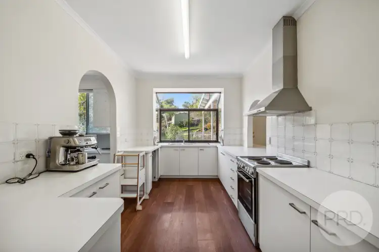 Fifth view of Homely house listing, 11 Colong Place, Kooringal NSW 2650