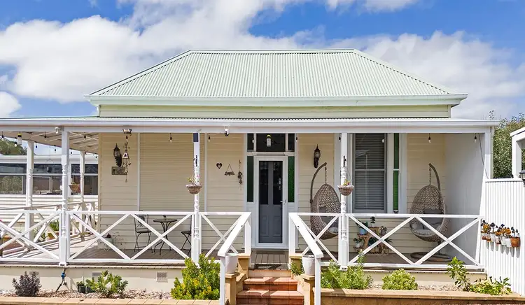 24 Horne Street, Koroit VIC 3282