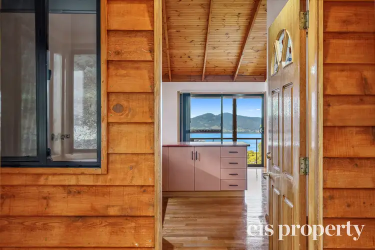 120 Sorell Street, Port Huon TAS 7116