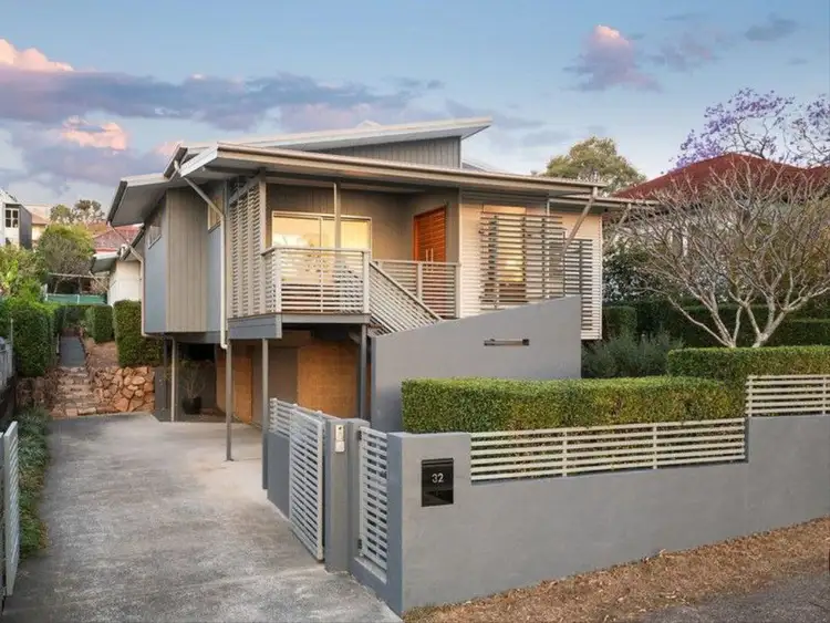 32 Procyon Street, Coorparoo QLD 4151