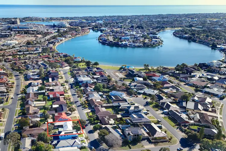 20 Woodlake Avenue, West Lakes SA 5021
