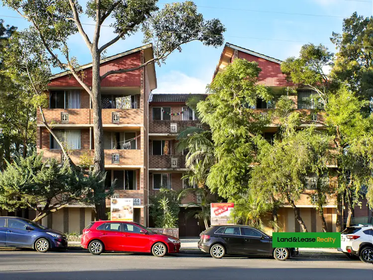 4/42-44 Gloucester Road, Hurstville NSW 2220