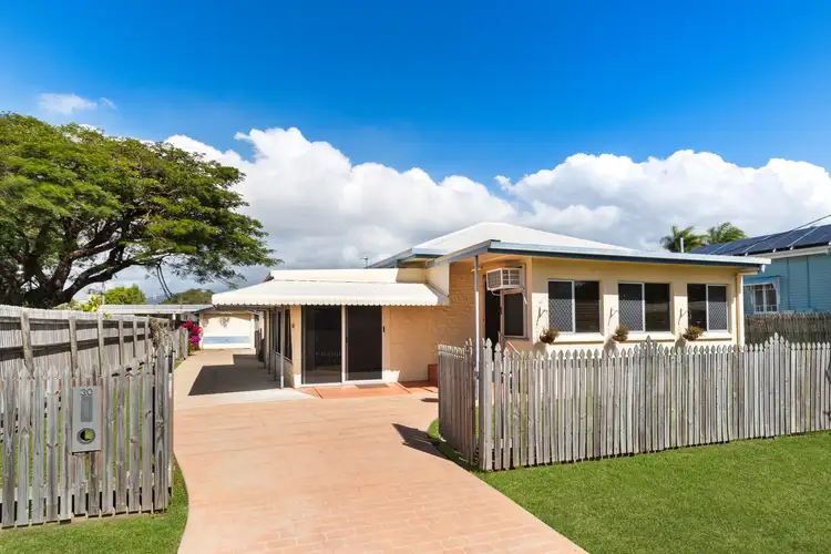 30 Nix Street, West End QLD 4810