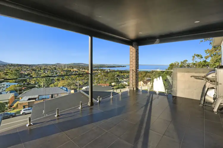 30 Mary Davis Avenue, Koonawarra NSW 2530